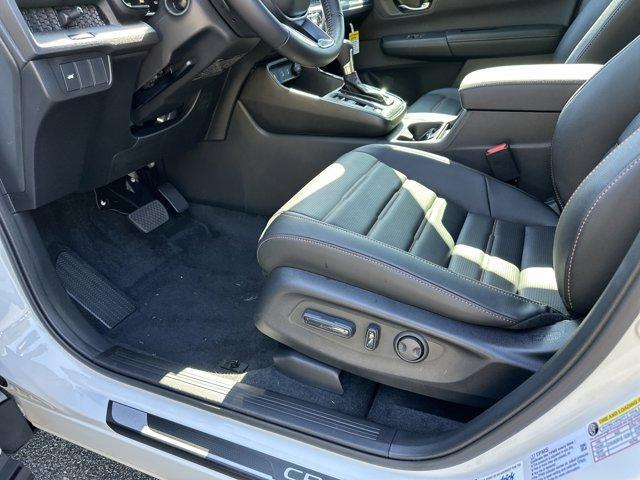 new 2026 Honda CR-V Hybrid car, priced at $40,630