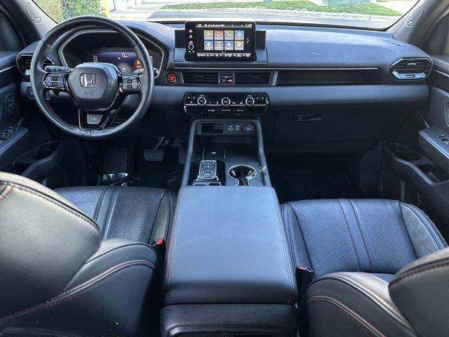 used 2025 Honda Pilot car, priced at $46,989