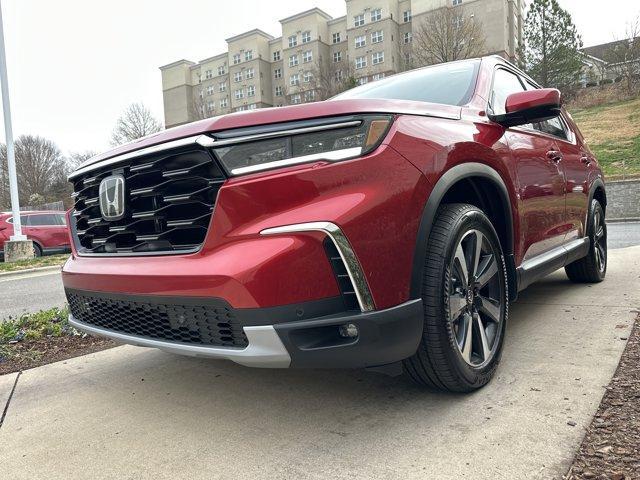 new 2025 Honda Pilot car, priced at $51,045