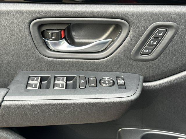 new 2025 Honda Pilot car, priced at $51,045