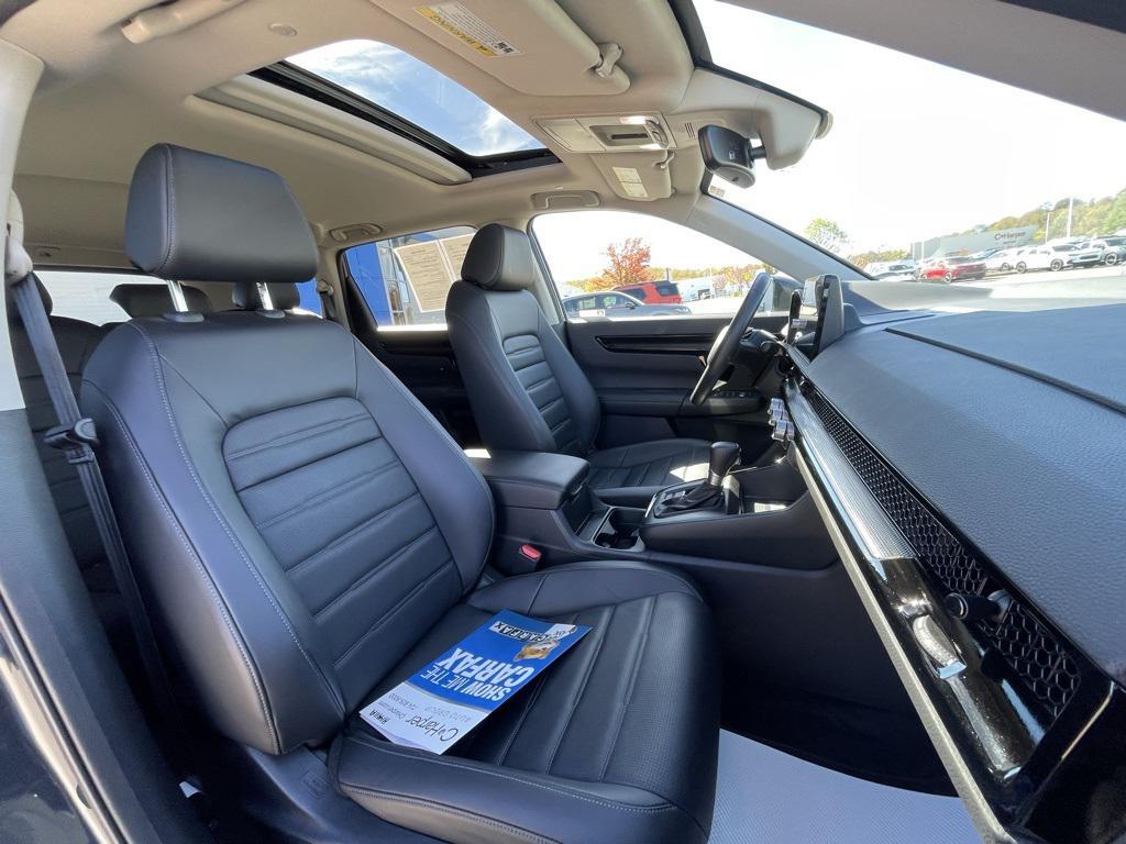 used 2025 Honda CR-V car, priced at $27,798
