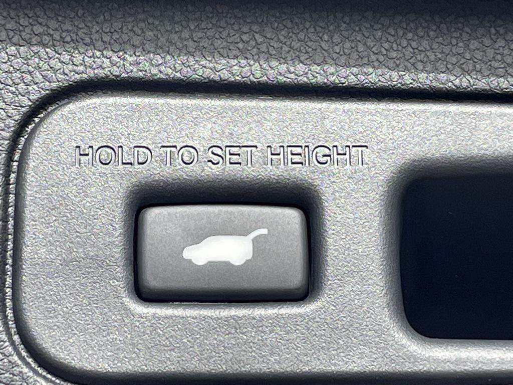 new 2025 Honda Pilot car, priced at $47,490