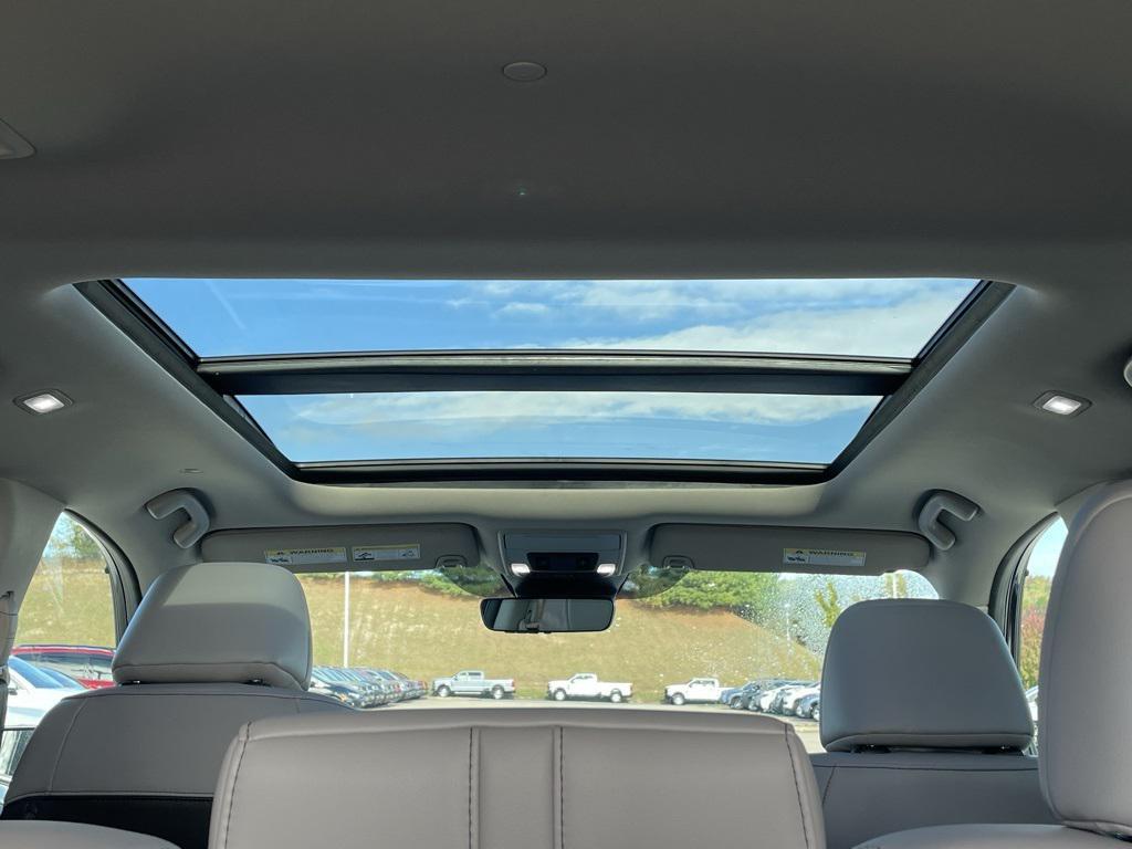 new 2025 Honda Pilot car, priced at $47,490