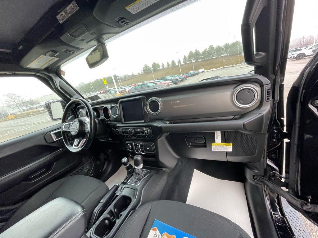 used 2022 Jeep Wrangler Unlimited car, priced at $27,598