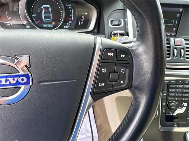 used 2015 Volvo XC60 car, priced at $9,871