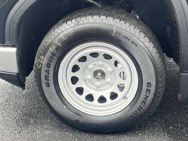 new 2026 GMC Sierra 1500 car, priced at $43,355