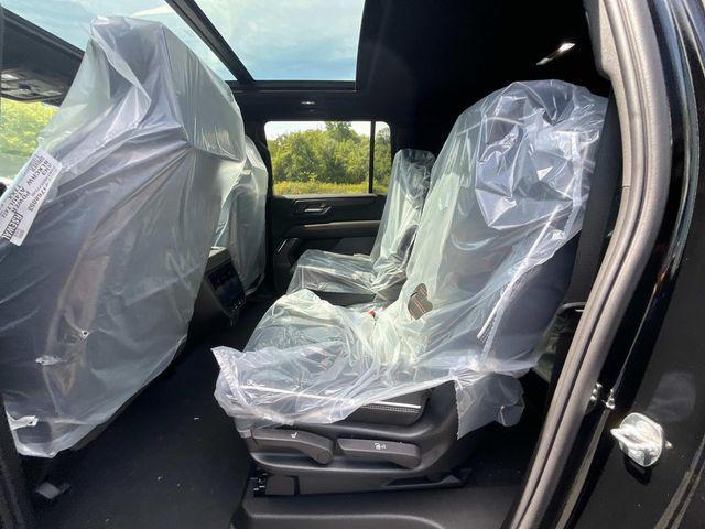 new 2025 GMC Yukon XL car, priced at $99,000