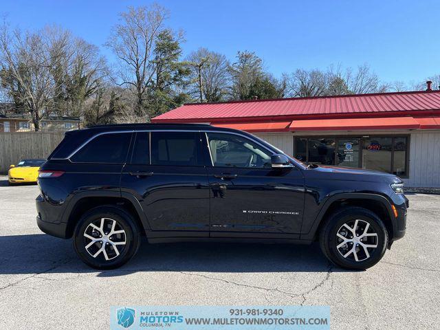 used 2024 Jeep Grand Cherokee car, priced at $34,900