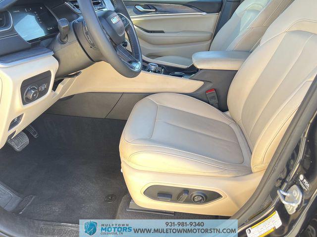 used 2024 Jeep Grand Cherokee car, priced at $34,900