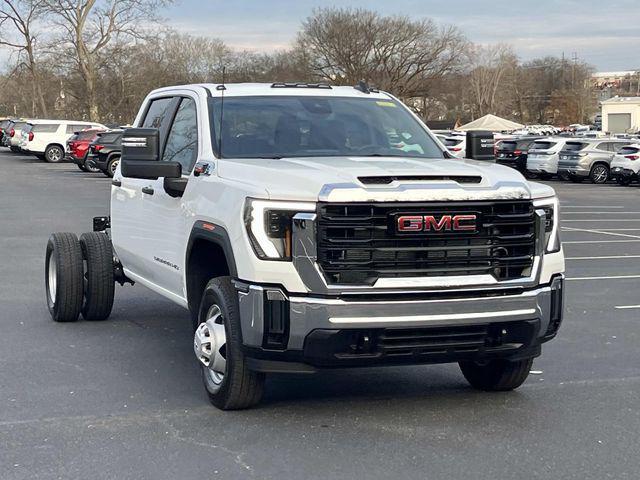 new 2026 GMC Sierra 3500 car, priced at $68,538