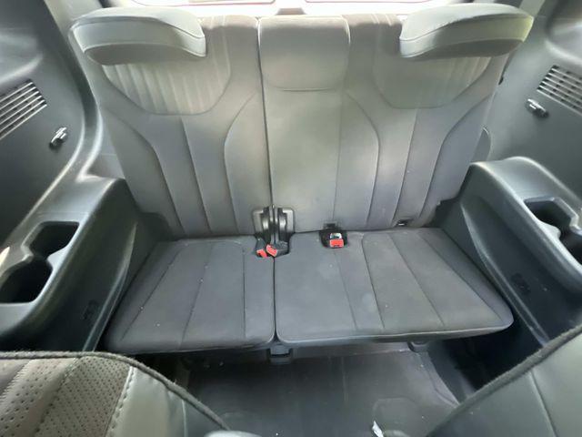 used 2025 Hyundai Palisade car, priced at $45,277