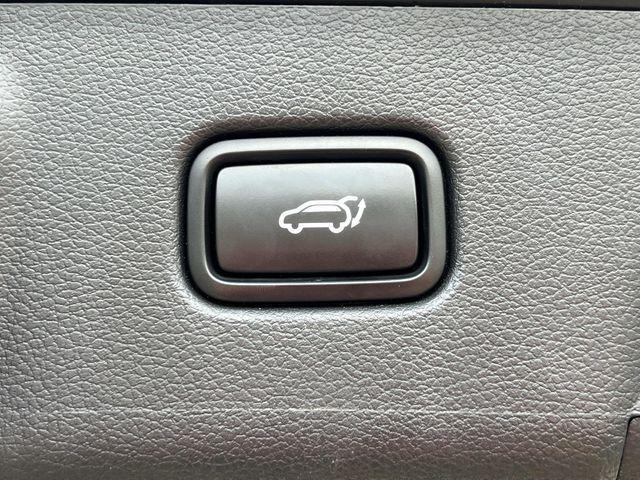 used 2025 Hyundai Palisade car, priced at $45,277