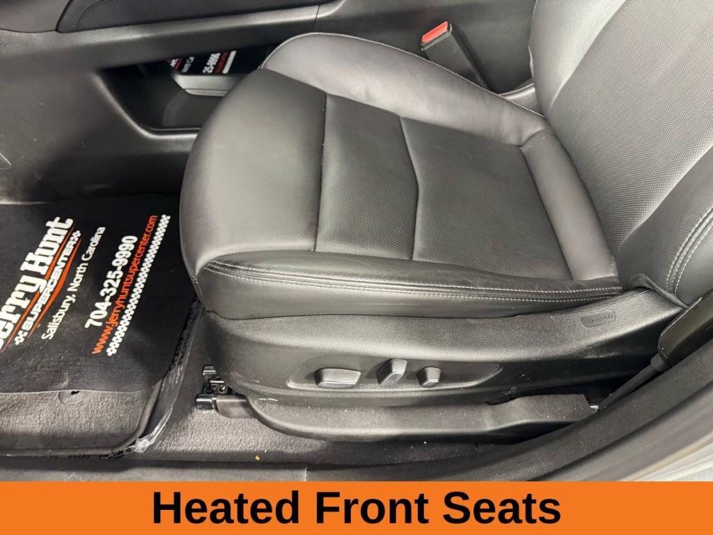 used 2024 Cadillac XT6 car, priced at $41,345