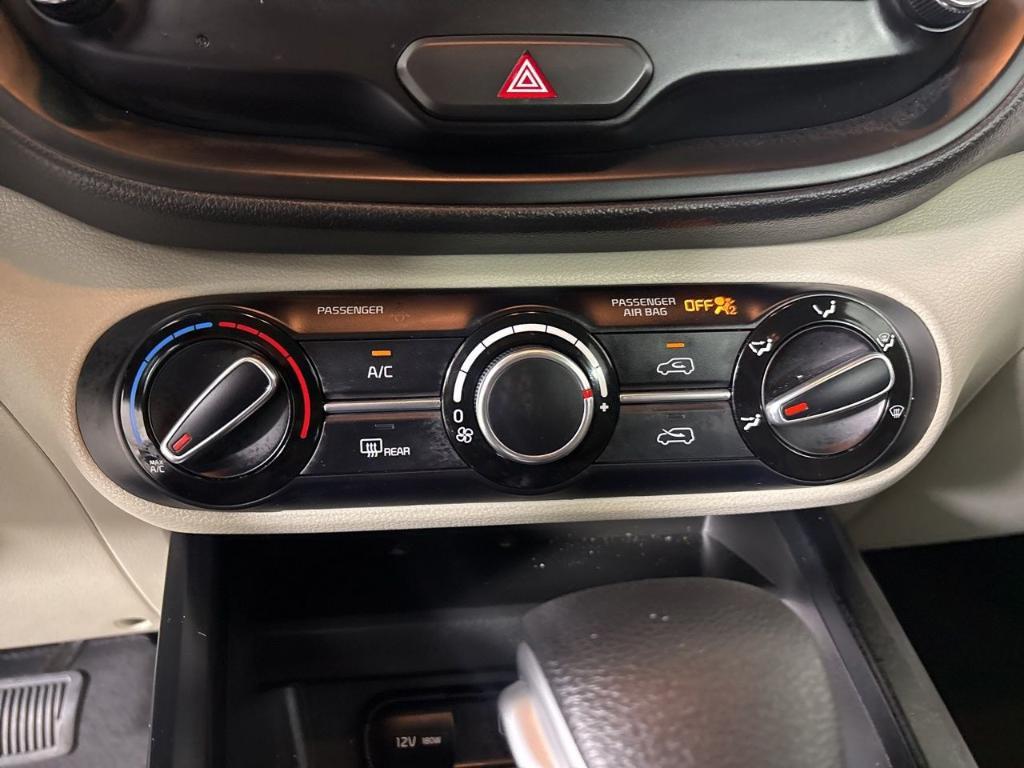 used 2025 Kia Soul car, priced at $19,299