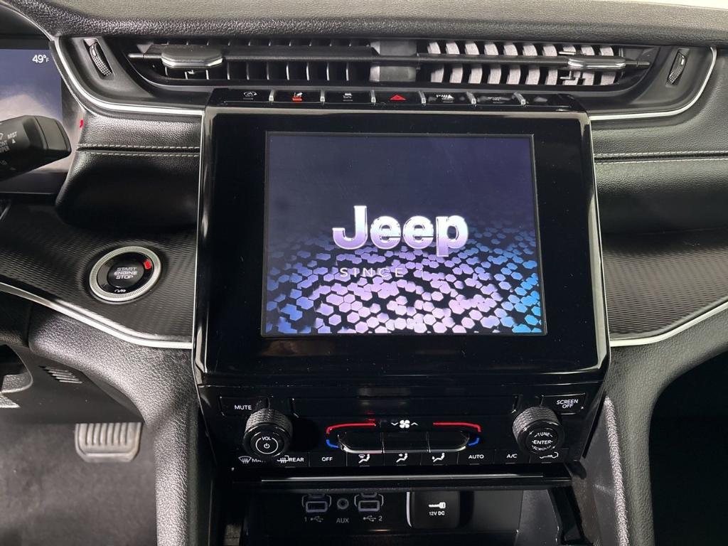 used 2024 Jeep Grand Cherokee car, priced at $27,755