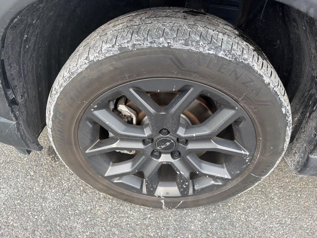 used 2023 Honda Pilot car, priced at $38,900