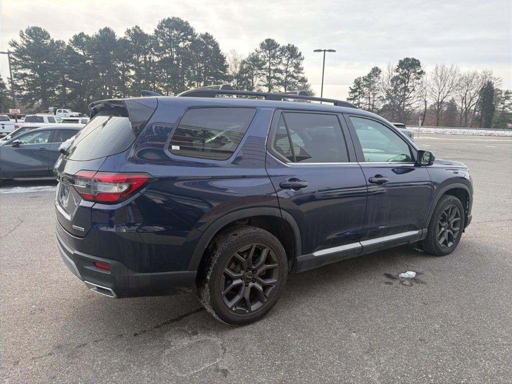 used 2023 Honda Pilot car, priced at $38,900