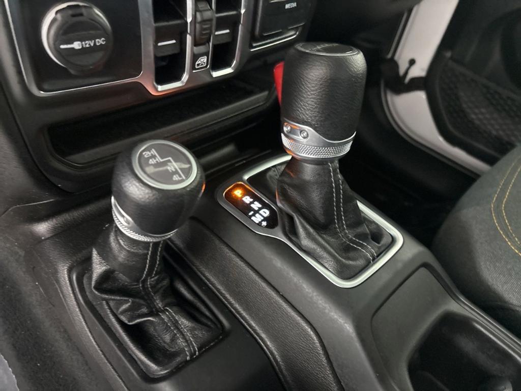 used 2025 Jeep Gladiator car, priced at $33,999