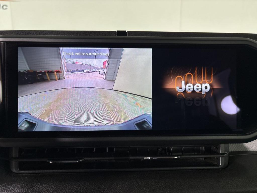 used 2025 Jeep Gladiator car, priced at $33,999