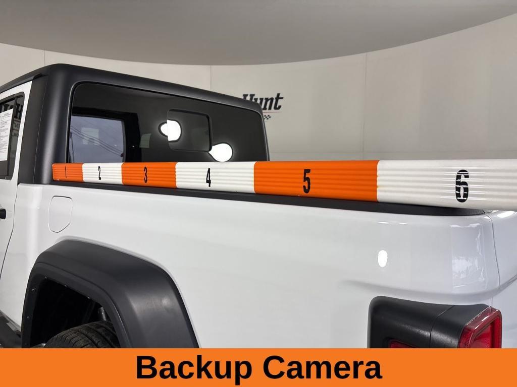 used 2025 Jeep Gladiator car, priced at $33,999