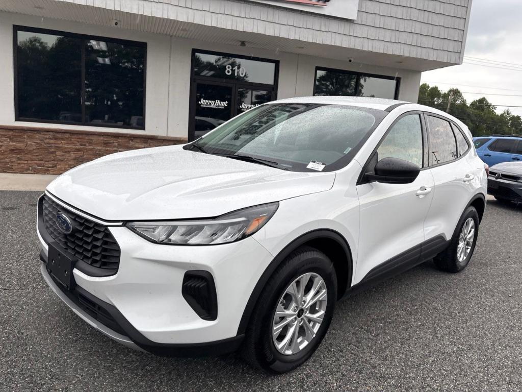 used 2025 Ford Escape car, priced at $23,299