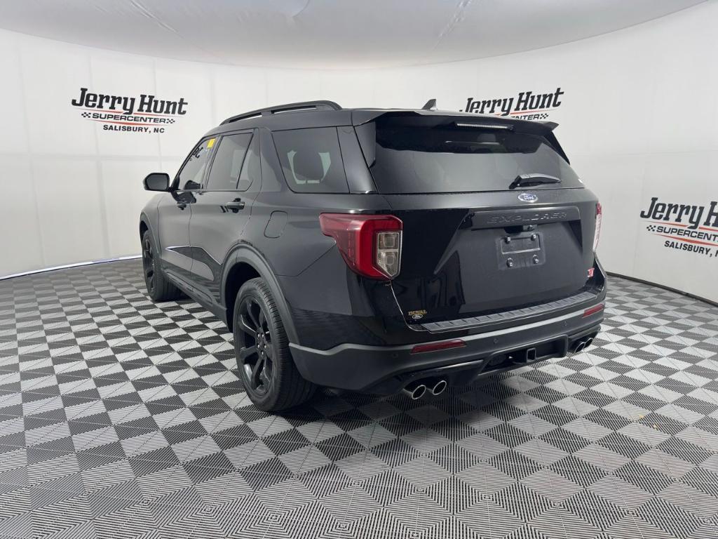 used 2023 Ford Explorer car, priced at $39,110
