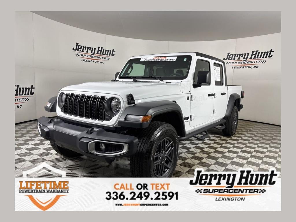 used 2025 Jeep Gladiator car, priced at $35,299