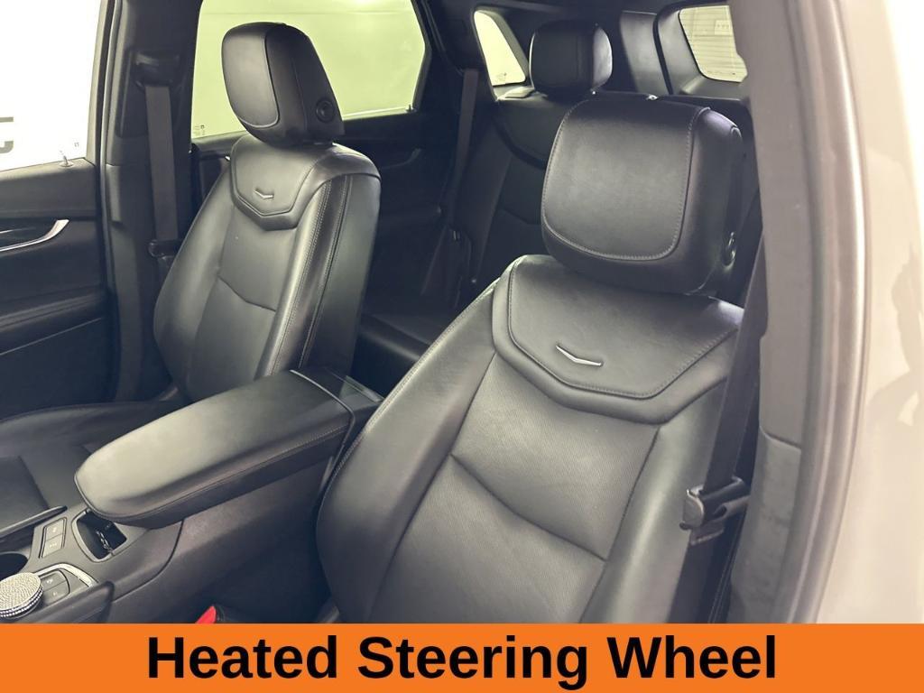 used 2021 Cadillac XT5 car, priced at $24,321