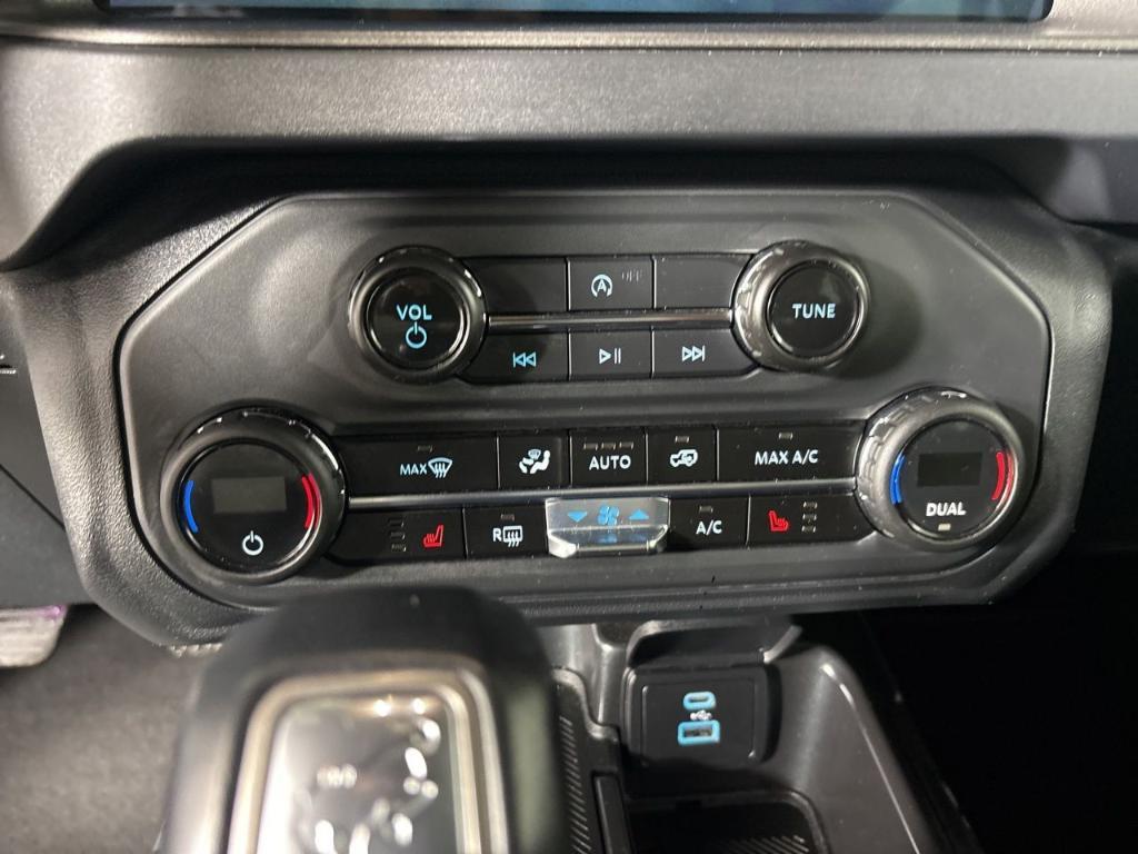 used 2025 Ford Bronco car, priced at $36,388