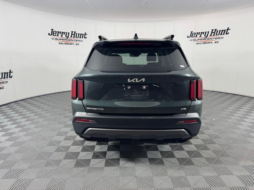 used 2023 Kia Sorento car, priced at $29,453