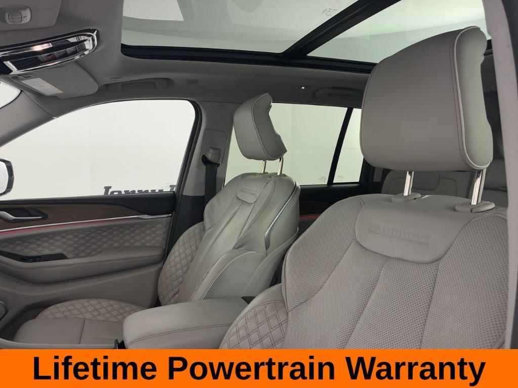 used 2023 Jeep Grand Cherokee car, priced at $40,000