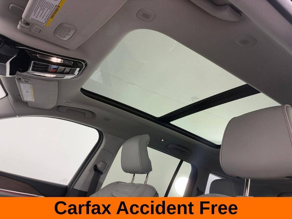 used 2023 Jeep Grand Cherokee car, priced at $40,000