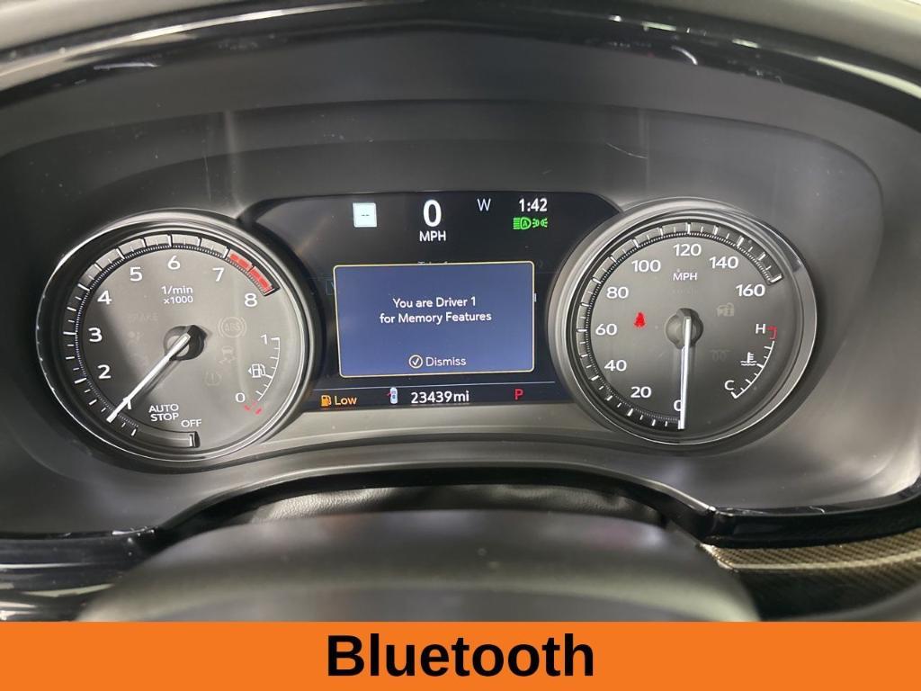 used 2022 Cadillac XT6 car, priced at $34,200