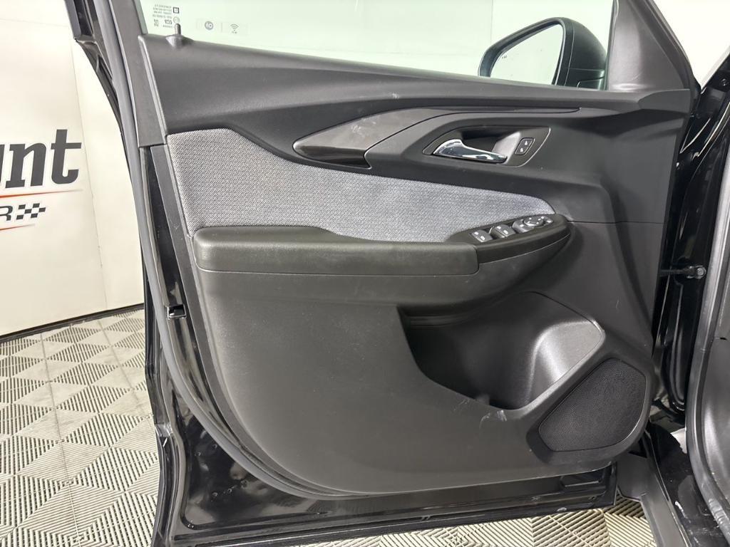 used 2023 Chevrolet TrailBlazer car, priced at $15,888
