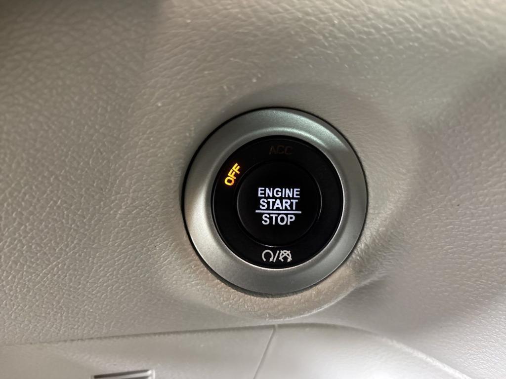 used 2023 Chrysler Pacifica car, priced at $22,789