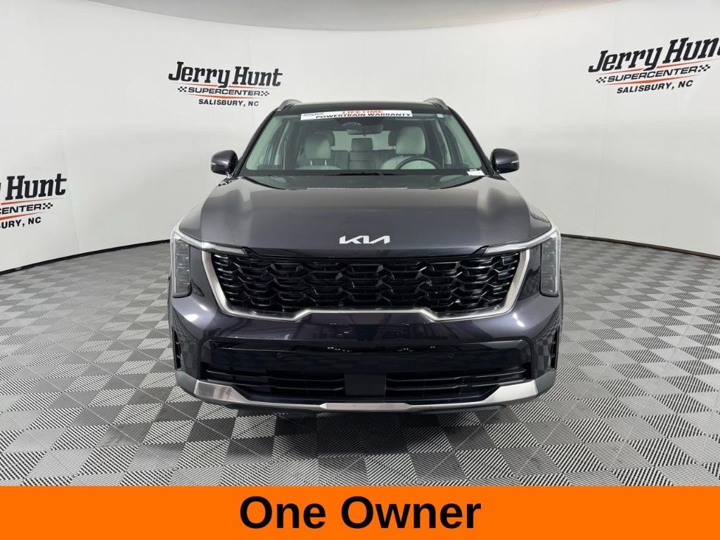 used 2025 Kia Sorento car, priced at $31,834