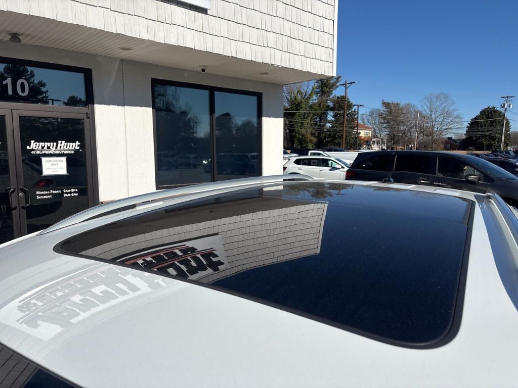 used 2024 Volkswagen Tiguan car, priced at $22,917