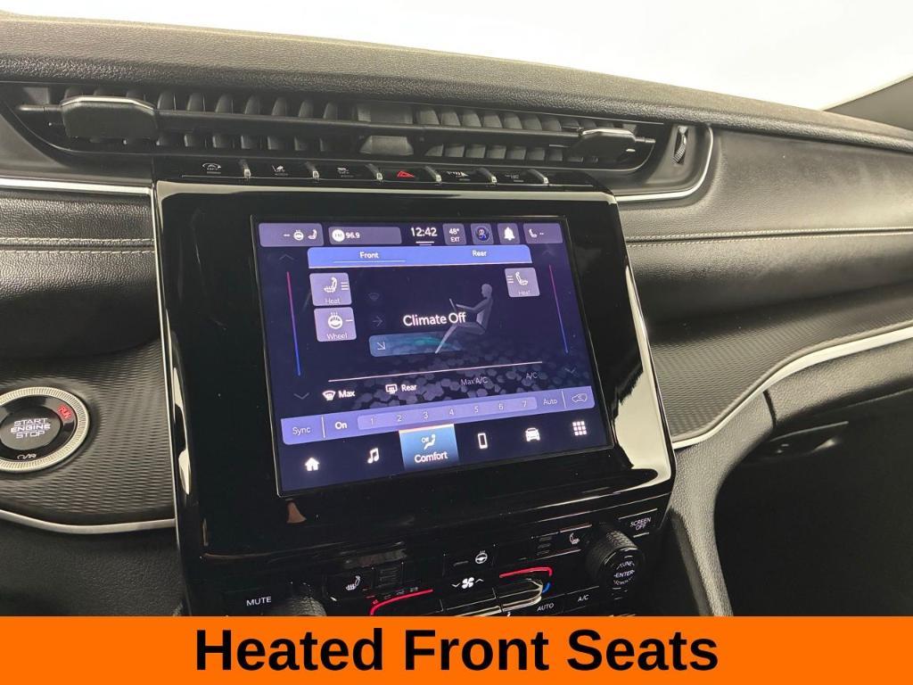 used 2024 Jeep Grand Cherokee L car, priced at $33,588