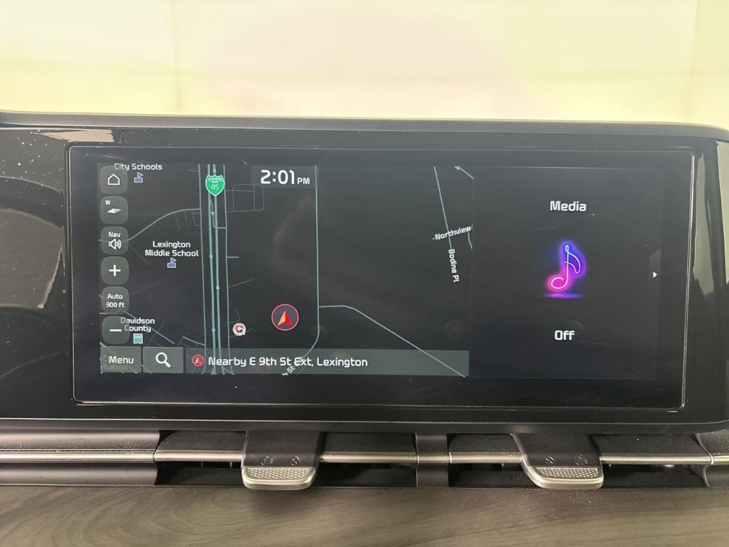 used 2024 Kia Carnival car, priced at $33,421