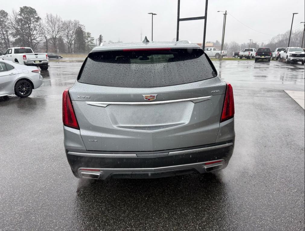 used 2025 Cadillac XT5 car, priced at $40,156