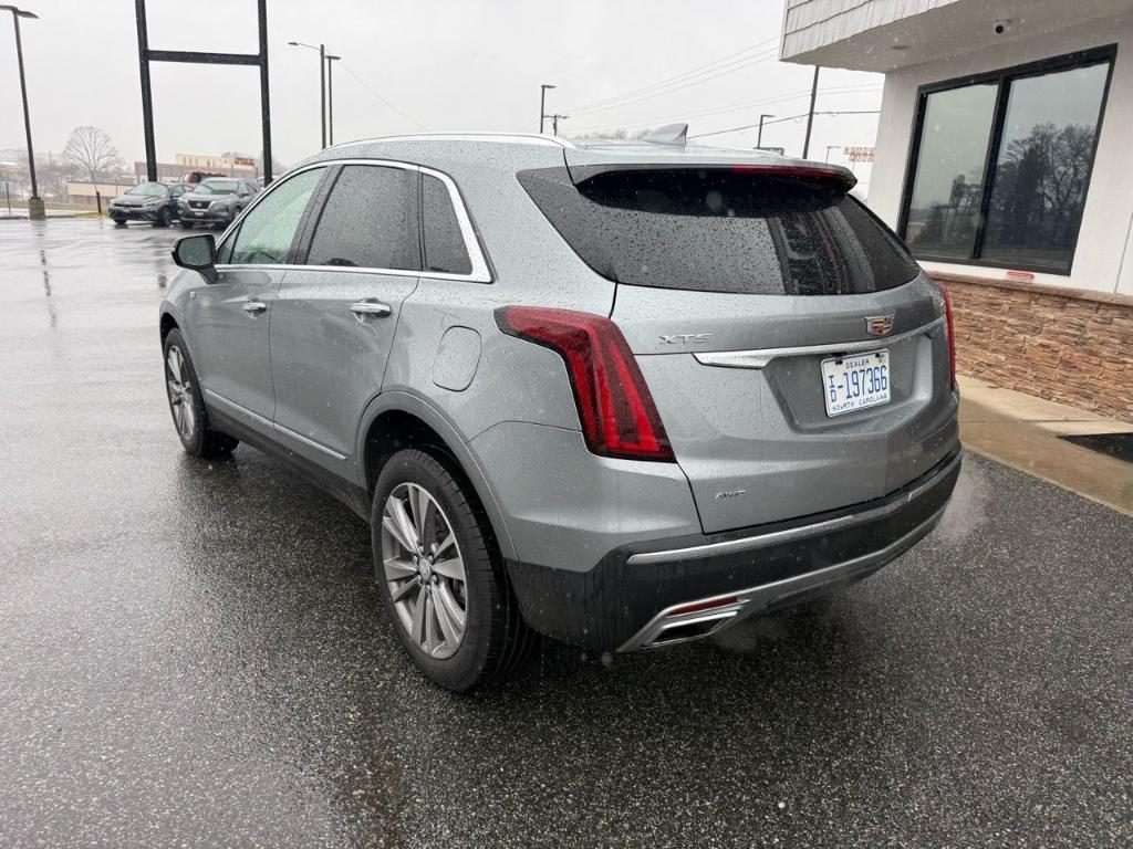 used 2025 Cadillac XT5 car, priced at $40,156