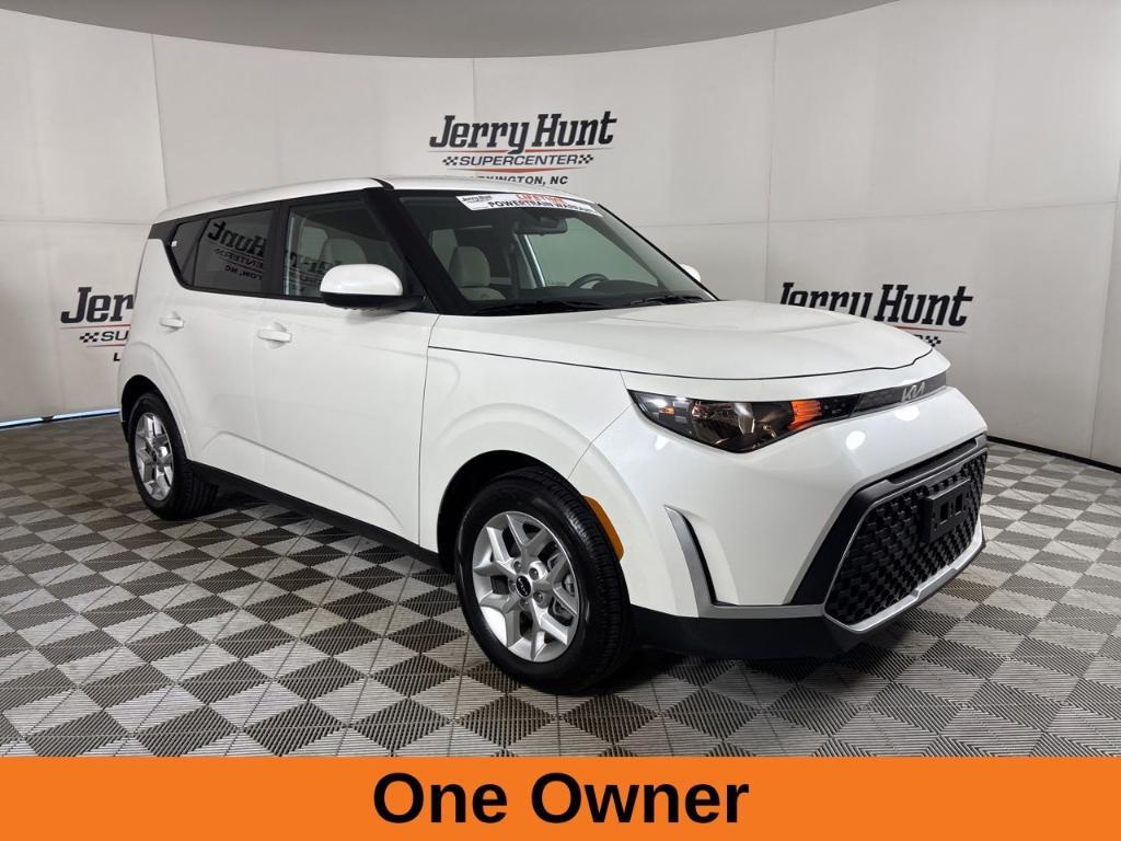 used 2025 Kia Soul car, priced at $18,700