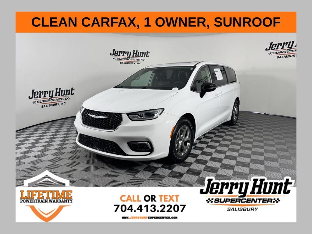 used 2024 Chrysler Pacifica car, priced at $31,000