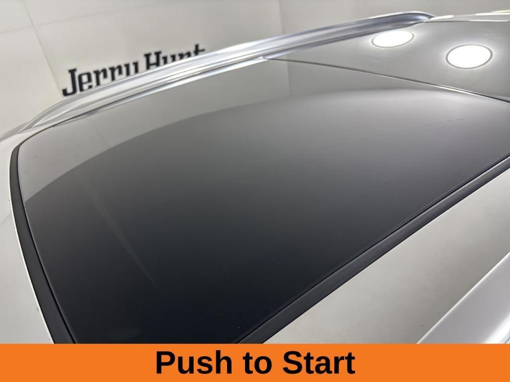 used 2021 Buick Envision car, priced at $25,321