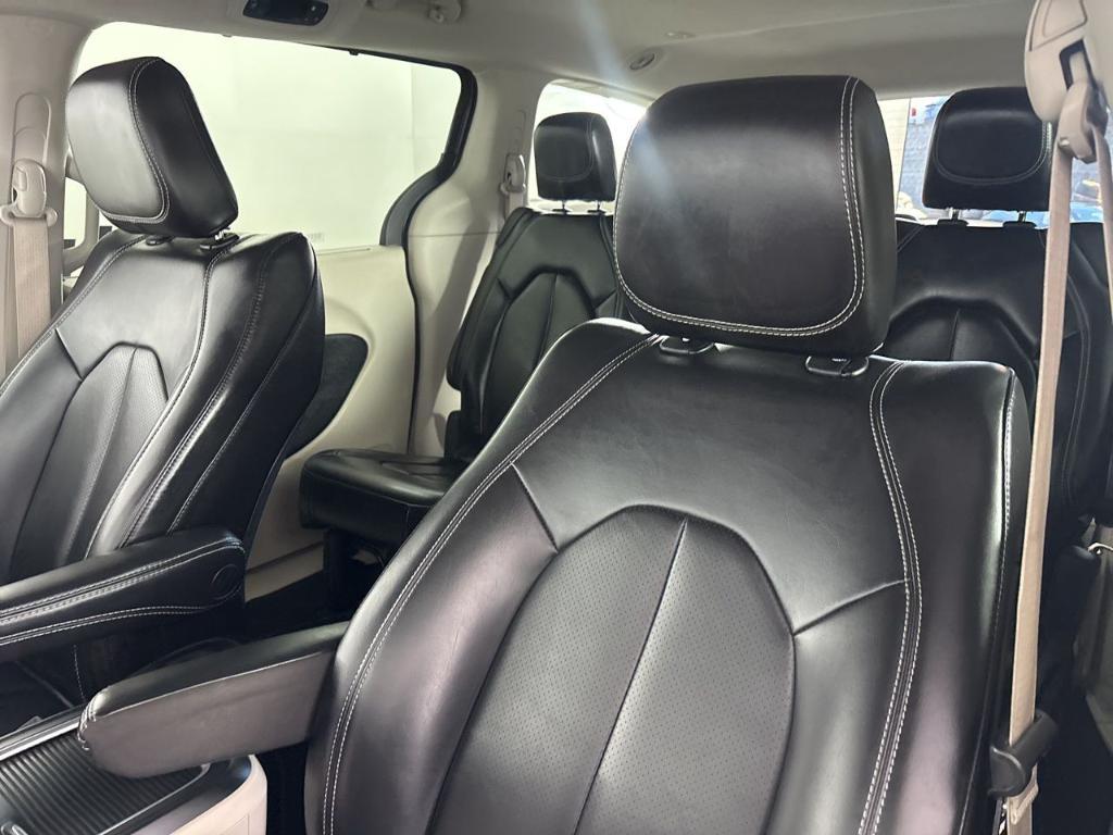 used 2023 Chrysler Pacifica car, priced at $22,425