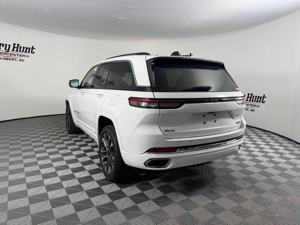 used 2023 Jeep Grand Cherokee car, priced at $35,988