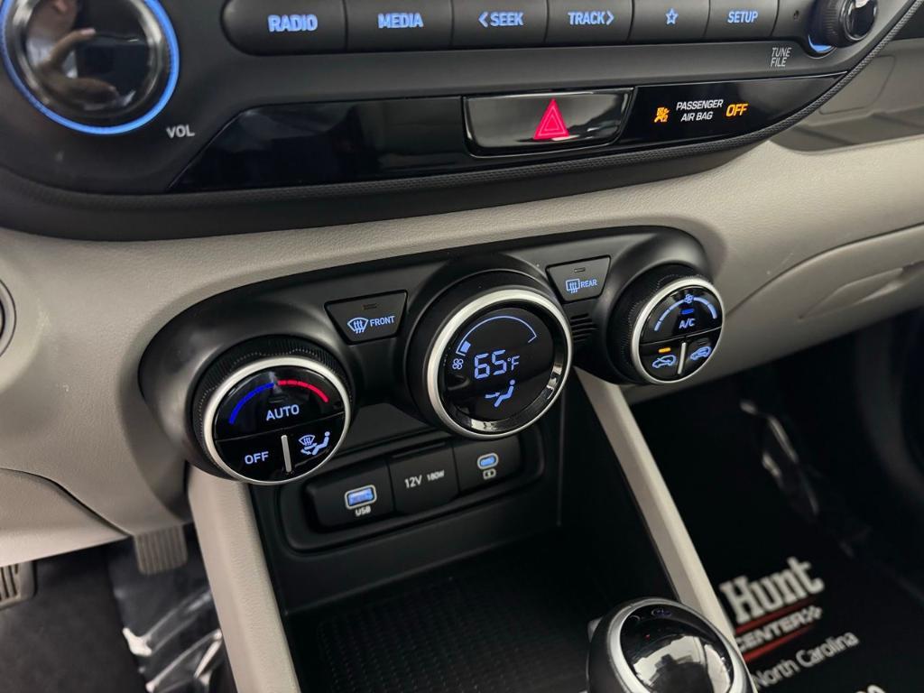 used 2025 Hyundai Venue car, priced at $18,447