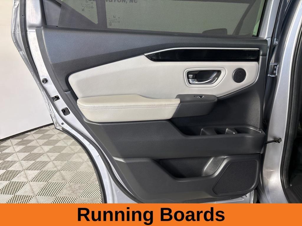 used 2023 Honda Pilot car, priced at $39,123