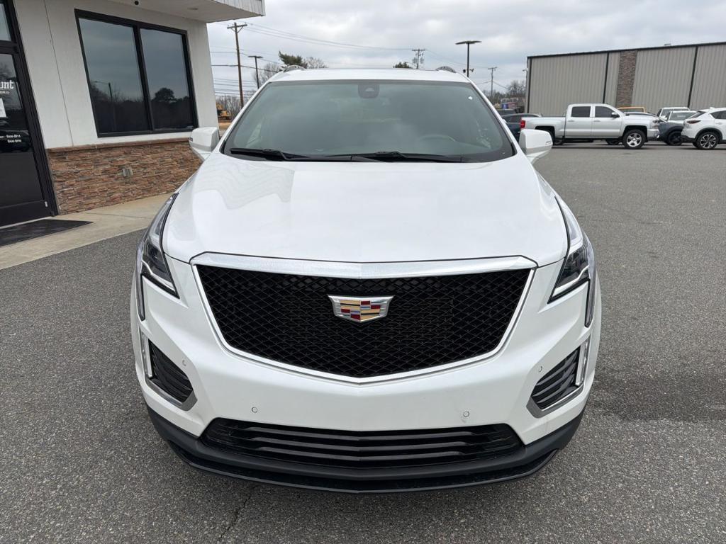 used 2022 Cadillac XT5 car, priced at $32,888
