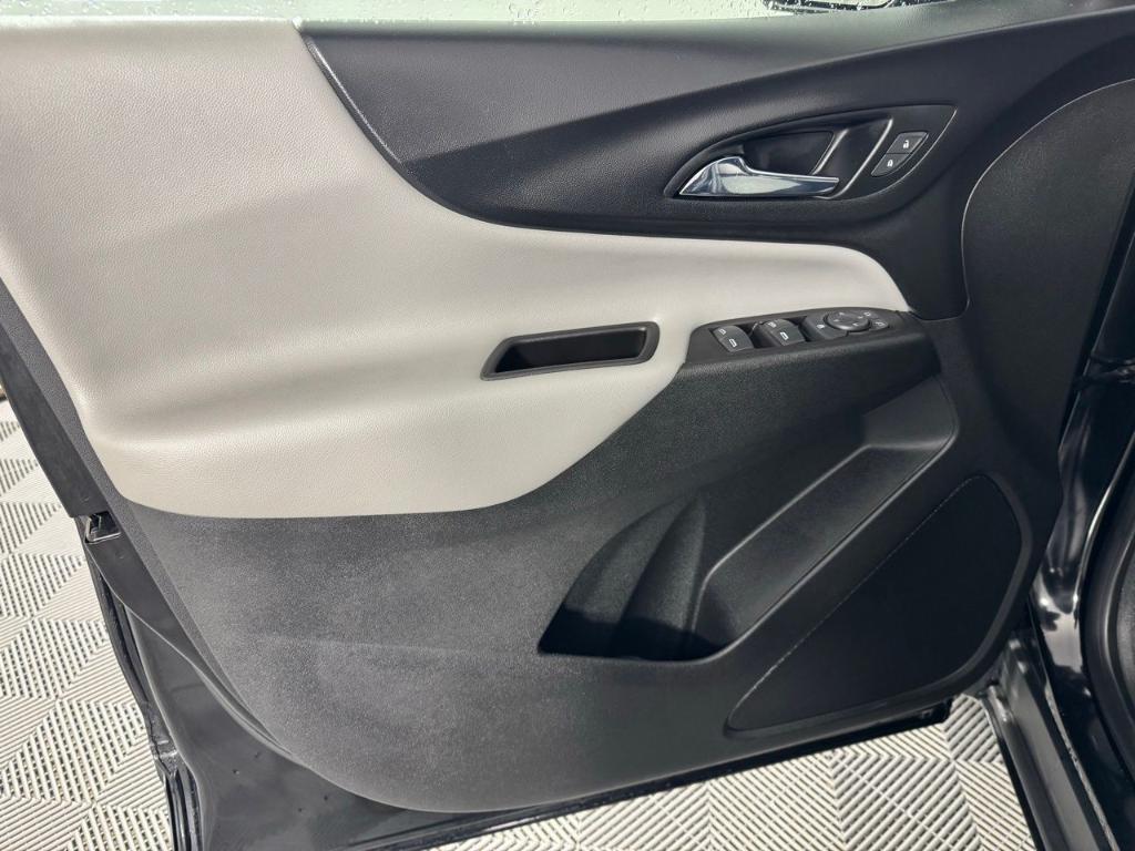 used 2021 Chevrolet Equinox car, priced at $15,700